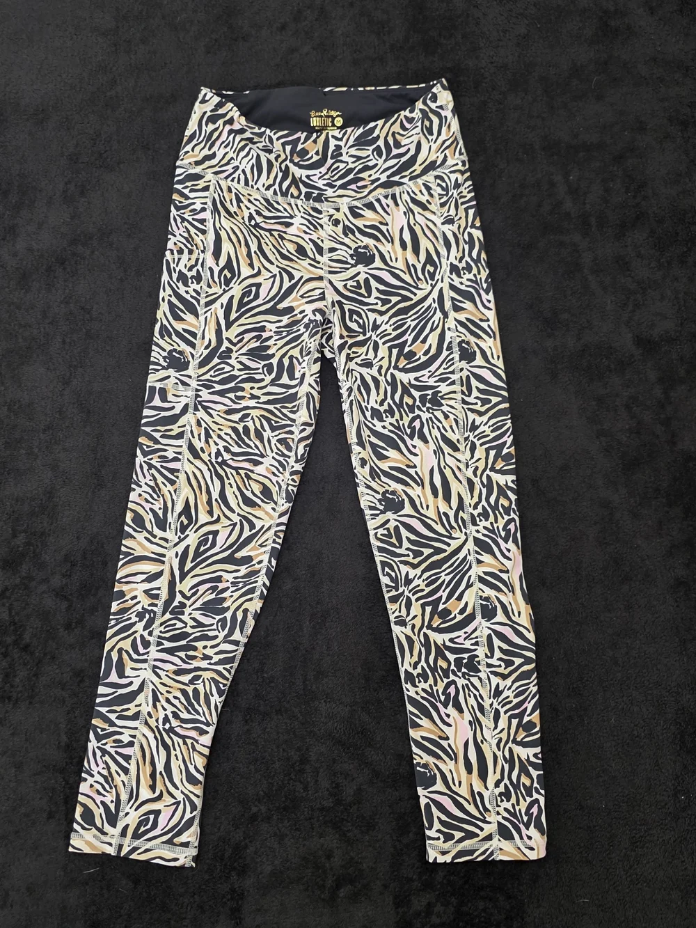 Lilly Pulitzer Luxletic Leggings In Animal Print - Picture 5 of 7
